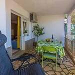 Idyllisches Nur 150 Meter Zum Mit Privater Terrasse, Garten, Wifi * Dramalj