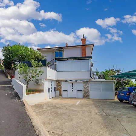 Idyllisches Nur 150 Meter Zum Mit Privater Terrasse, Garten, Wifi Apartmán *